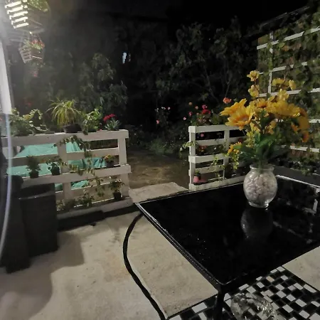 Bahami Jacuzi Lägenhet *