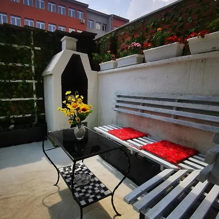 Bahami Jacuzi Апартаменты
